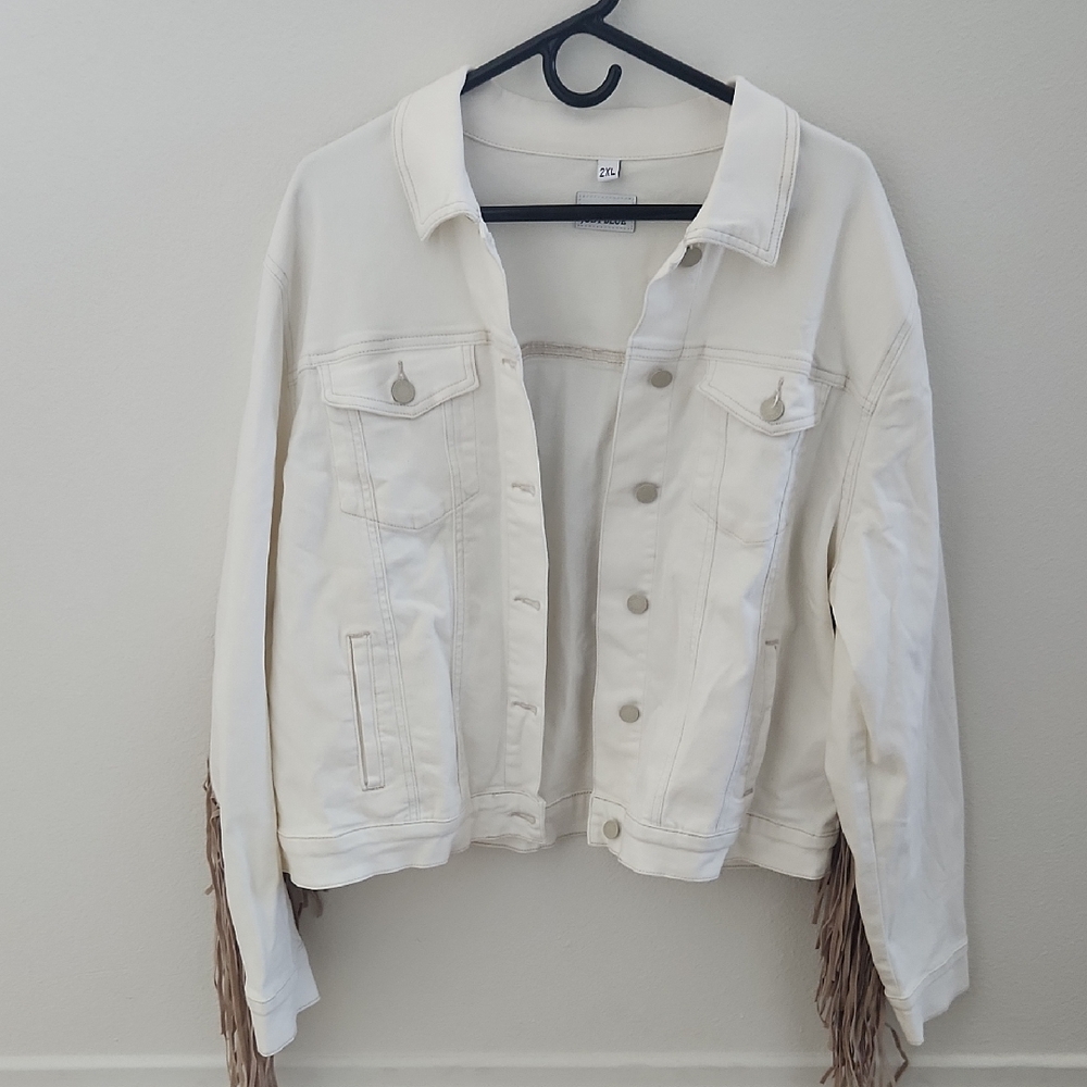 Judy Blue Cream Jean Jacket with Fringe Detail - Picture 3 of 7